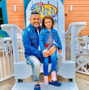 Meet your Posher, Jc